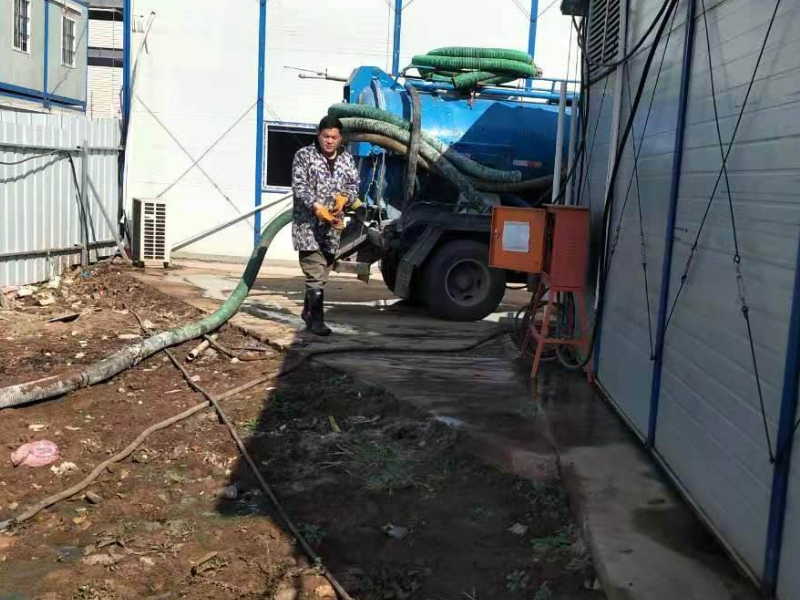 无锡惠山区高压清洗工程车疏通清洗各种管道及各种疑难